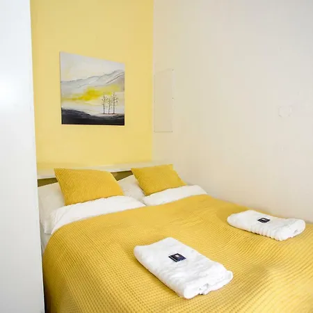 Ferienwohnung Nürnberg, Nahe U-bahn Apartamento